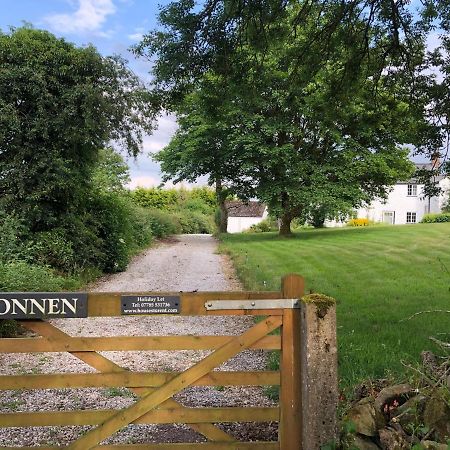 Llys Onnen - North Wales Holiday Cottage Mold Exterior photo