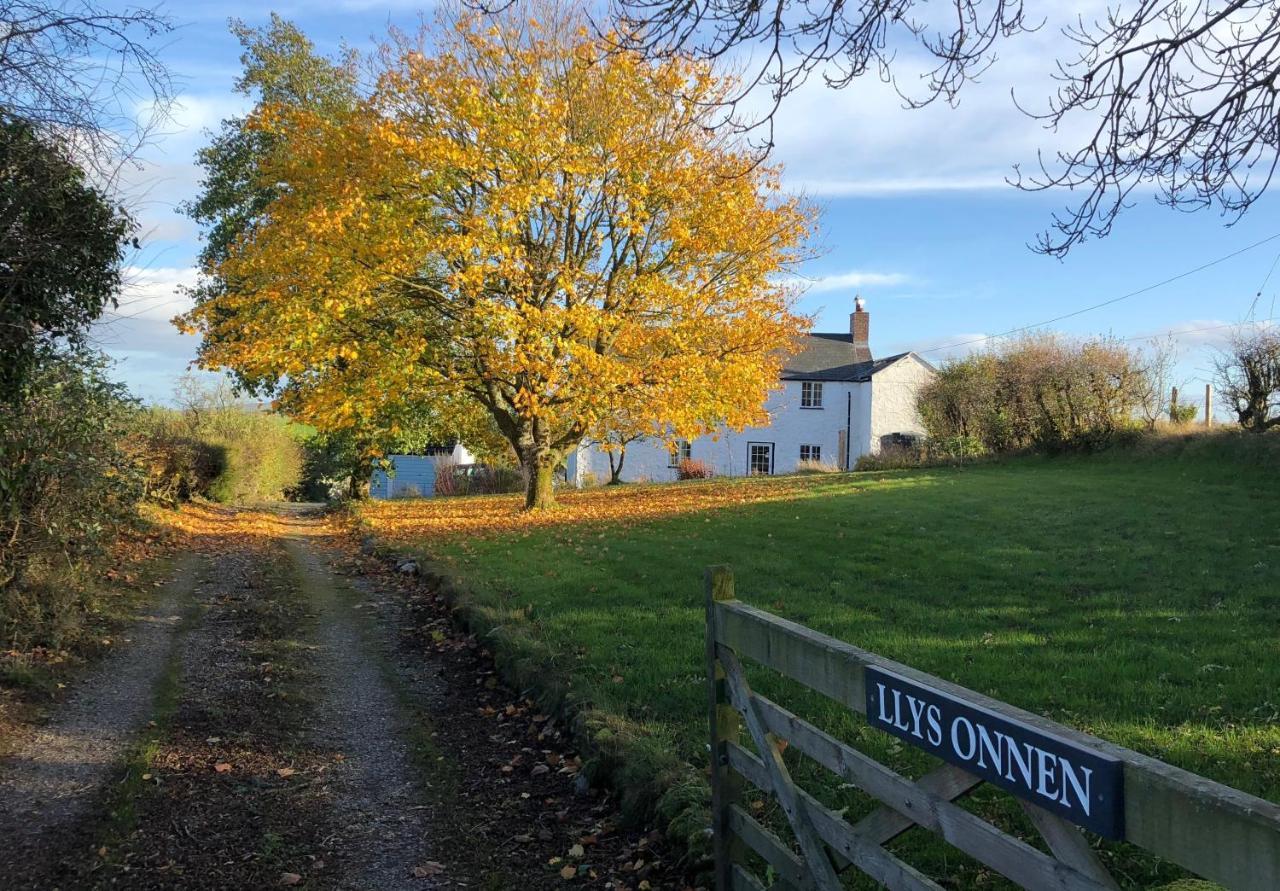 Llys Onnen - North Wales Holiday Cottage Mold Exterior photo
