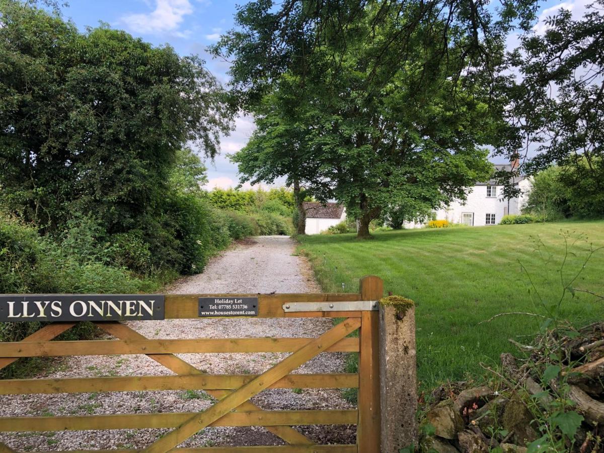 Llys Onnen - North Wales Holiday Cottage Mold Exterior photo